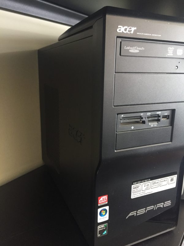 Acer Aspire AM1201